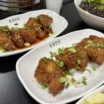 Paik's Noodle - Garlic Soy and Sweet and Spicy Chicken Wings - Korean Near Me - San Diego, California