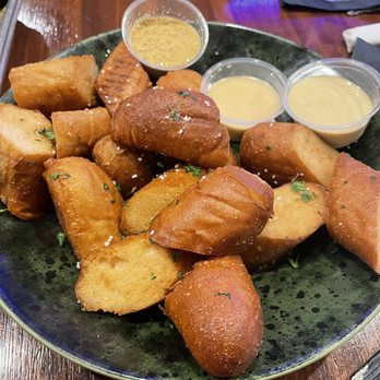 Timothy O'Toole's Pub Gurnee - Sports Bars Near Me - Gurnee, Illinois