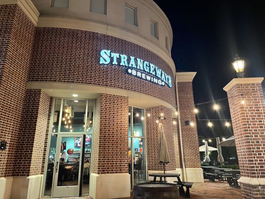 Strangeways Brewing Williamsburg by null