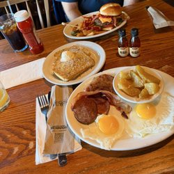 Cracker Barrel Old Country Store - Grandma's Sampler French Toast Breakfast