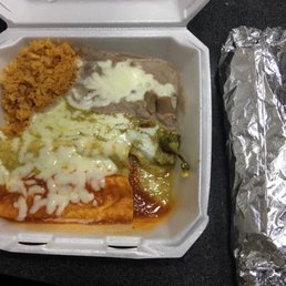 Red & green cheese enchiladas & chile rellano YUM!