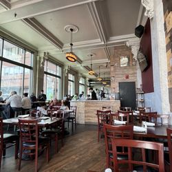 Bacco Pizzeria and Wine Bar