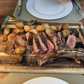 La Beppa Fioraia - Steak 1kg - Tuscan Near Me - Florence, FI La Beppa Fioraia - Steak 1kg - Tuscan Near Me - Florence, FI