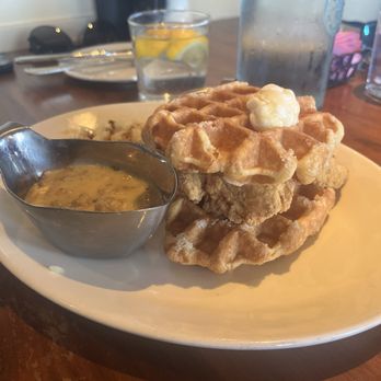 Burtons Grill & Bar - New American Near Me - Alexandria, Virginia Burtons Grill & Bar - New American Near Me - Alexandria, Virginia