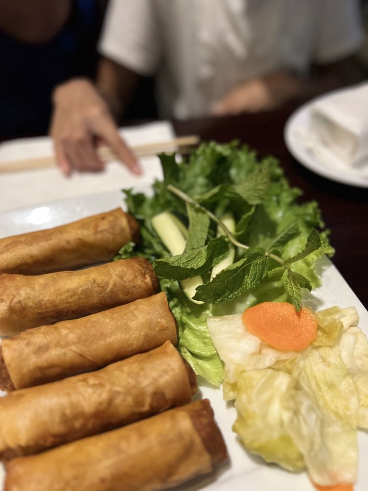 PHO SURE Updated October 2024 581 Photos & 1043 Reviews 23876 Copper Hill Dr, Valencia