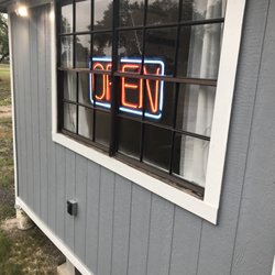 Big Bob's Barber Shop