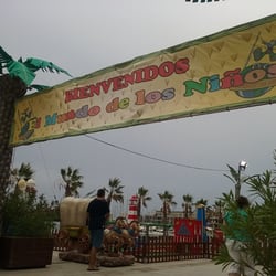 El Mundo de los niños - Junto a la Explanada de Alicante.