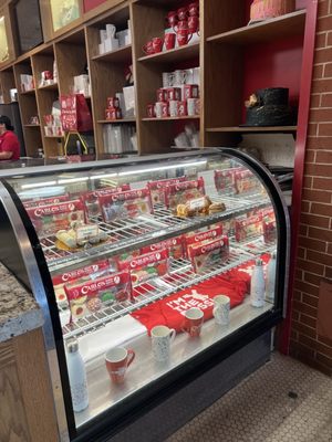 Carlo's Bakery by null