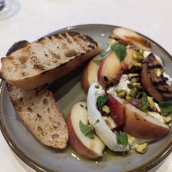 The Rose - Burrata and peaches - Wine Bars Near Me - San Diego, California