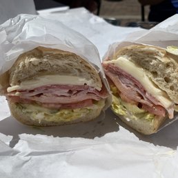 Sinatra Signature Sandwicheez Sinatra Signature Sandwicheez