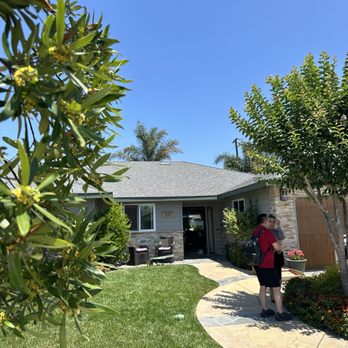 Nhu White - Frontier Realty - Real Estate Agents Near Me - Westminster, California Nhu White - Frontier Realty - Real Estate Agents Near Me - Westminster, California