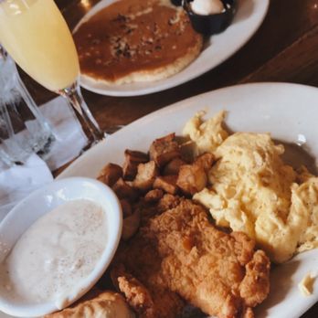 Puckett's Restaurant - The southerner. Fried chicken, eggs, biscuit & gravy with breakfast potatoes - Barbeque Near Me - Franklin, Tennessee Puckett's Restaurant - The southerner. Fried chicken, eggs, biscuit & gravy with breakfast potatoes - Barbeque Near Me - Franklin, Tennessee