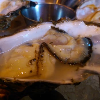 Angelo’s Taverna - Goose points:) large, juicy, and cucumbery, what else do u need from a west coast oyster? Nothing. - Italian Near Me - Denver, Colorado