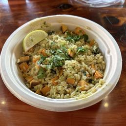 Vegan Sweet Potato Curry Bowl