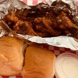 Topp Hats Kickin Chicken - 10-piece bone-in Sticky Inferno Wings.