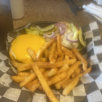 Dave & Amy's - Hamburger and fries - American Near Me - White Lake, Michigan