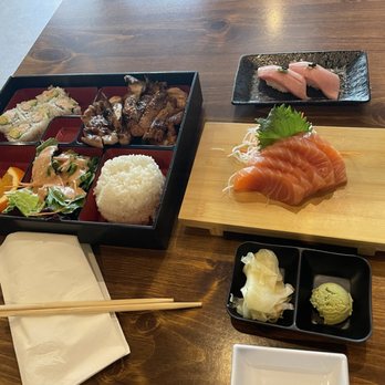 Coach Sushi - 2 Items Bento box, Bluefin Toro Nigiri, and Salmon 5pc. - Sushi Bars Near Me - Oakland, California