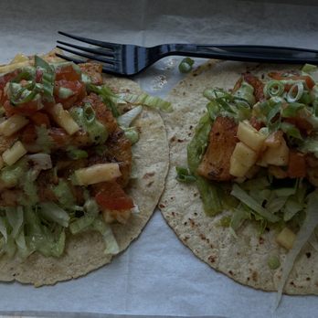 Cocovan Airstream Lounge - Grilled mahi tacos - Food Trucks Near Me - Avon Park, Florida Cocovan Airstream Lounge - Grilled mahi tacos - Food Trucks Near Me - Avon Park, Florida