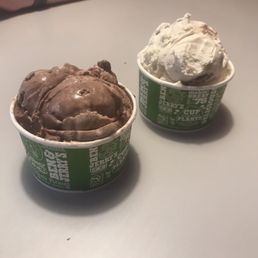 Half baked and butter pecan, Small (2 scoops)