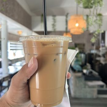 ATTITUDE CAFE - ICED LATTE - Breakfast & Brunch Near Me - Los Angeles, California ATTITUDE CAFE - ICED LATTE - Breakfast & Brunch Near Me - Los Angeles, California
