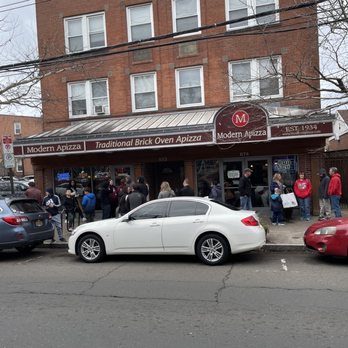 Modern Apizza - Warning: Gets crowded after 12! - Pizza Near Me - New Haven, Connecticut Modern Apizza - Warning: Gets crowded after 12! - Pizza Near Me - New Haven, Connecticut