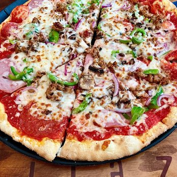 Firehouse Pizzeria - Firehouse Combo Pizza 15". ($25) - Pizza Near Me - Garden City, Utah Firehouse Pizzeria - Firehouse Combo Pizza 15". ($25) - Pizza Near Me - Garden City, Utah