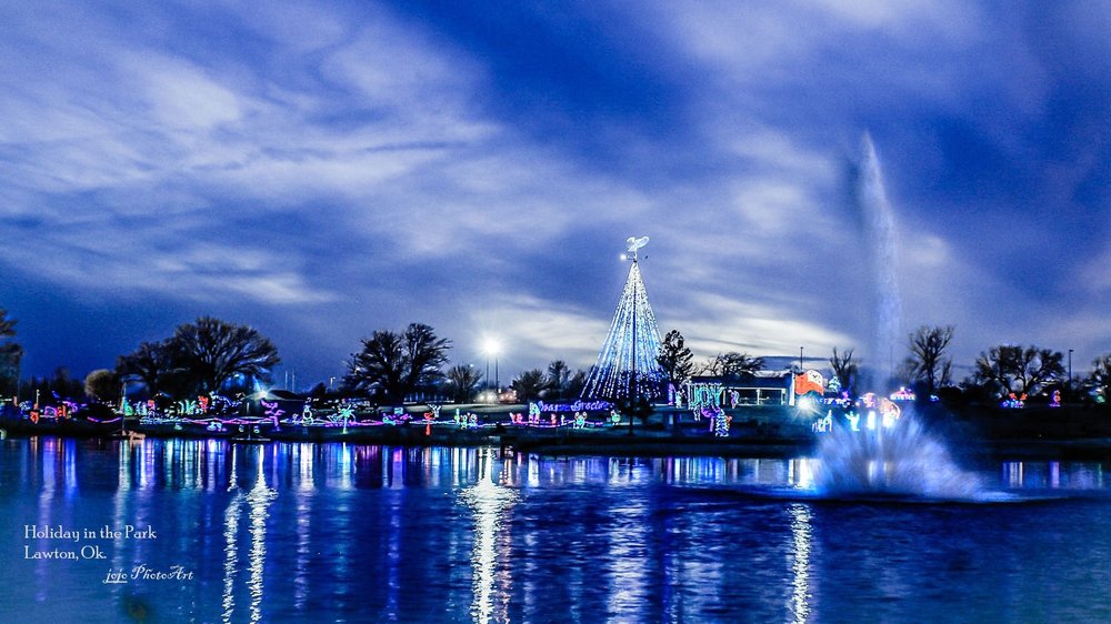 Social spots from Elmer Thomas Park