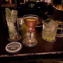 BATHTUB GIN - Updated April 2025 - 801 Photos & 1178 Reviews - 132 9th ...