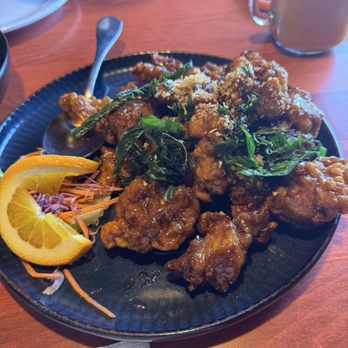 Ocha Thai Kitchen & Bar - Garlic chicken - Thai Near Me - Renton, Washington Ocha Thai Kitchen & Bar - Garlic chicken - Thai Near Me - Renton, Washington