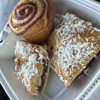 Cali Cafe - Guava Triangles, Muffin - Coffee & Tea Near Me - Riverview, Florida Cali Cafe - Guava Triangles, Muffin - Coffee & Tea Near Me - Riverview, Florida