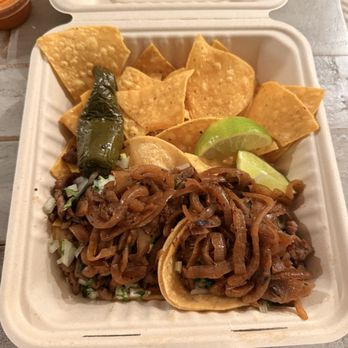 Lyna's Kitchen - Food Trucks Near Me - Sunnyvale, California Lyna's Kitchen - Food Trucks Near Me - Sunnyvale, California