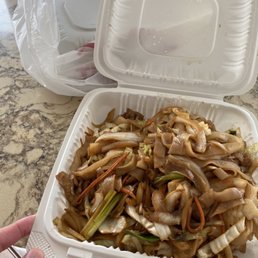 K3. Beef Chow Fun