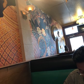 Benjarong Thai Restaurant - The atmosphere - Thai Near Me - Monroe, Washington Benjarong Thai Restaurant - The atmosphere - Thai Near Me - Monroe, Washington