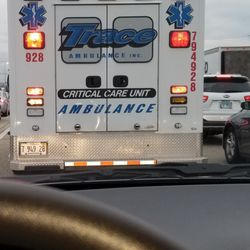 Trace Ambulance - PLEASE SEND THIS IDIOT BACK TO DRIVING SCHOOL BEFORE HE KILLS SOMEONE!!