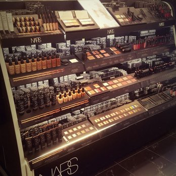 Sephora - Cosmetics & Beauty Supply Near Me - Pleasanton, California