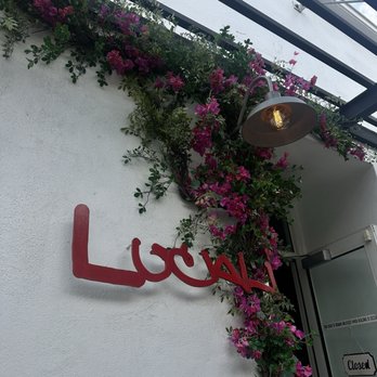 Lucali - Outside - Italian Near Me - Miami Beach, Florida