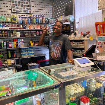 It's All Goodz - Bad employee - Tobacco Shops Near Me - Tempe, Arizona It's All Goodz - Bad employee - Tobacco Shops Near Me - Tempe, Arizona