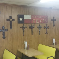 Eagle Mart - Good little Mom & Pop with quality burgers and fries.