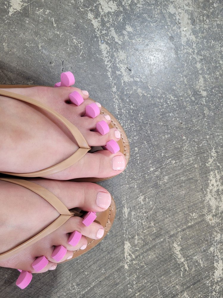 Say It With Color Nails