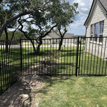 Philmar Fence Contractor - West Gate - Fences & Gates Near Me - Austin, Texas Philmar Fence Contractor - West Gate - Fences & Gates Near Me - Austin, Texas