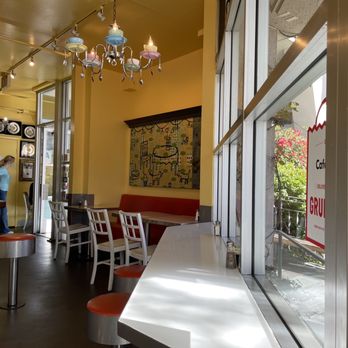 Cafe 222 - Restaurant interior - Breakfast & Brunch Near Me - San Diego, California Cafe 222 - Restaurant interior - Breakfast & Brunch Near Me - San Diego, California