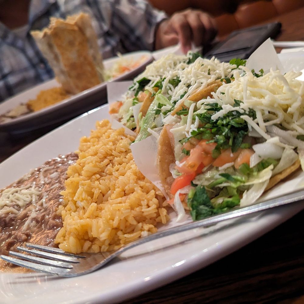 Abel's Cantina - Taco dinner - Pizza Near Me - Grayslake, Illinois Abel's Cantina - Taco dinner - Pizza Near Me - Grayslake, Illinois