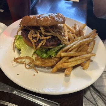 Poor Red's Bar-B-Q - Barbeque Near Me - El Dorado, California
