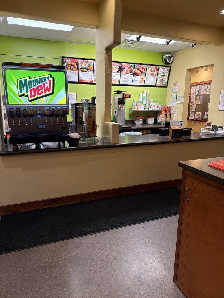 Petro's Chili & Chips - Lenoir City