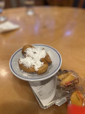 Miss Shirley's by null