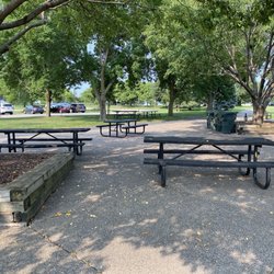 Staring Lake Park