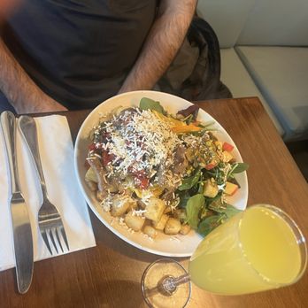 Brunch - Breakfast & Brunch Near Me - Vancouver, British Columbia Brunch - Breakfast & Brunch Near Me - Vancouver, British Columbia