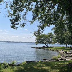 Kelly’s Bay Beach - Looking out over the river.