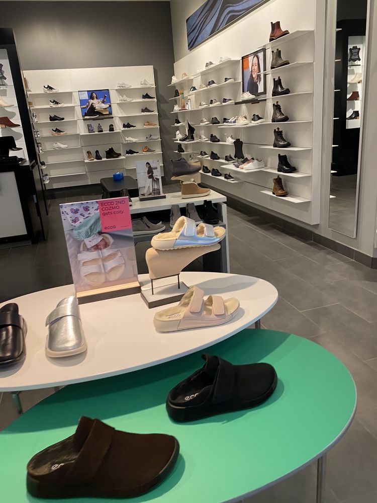 ECCO WOODFIELD Updated July 2024 L321 Woodfield Mall, Schaumburg