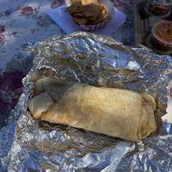 Taqueria Los Pericos - Super Burrito